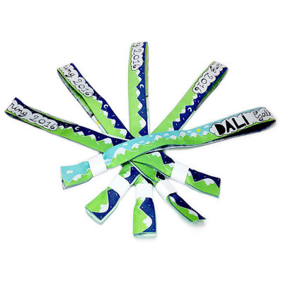 Bande di polso tessute tessuto Logo Customized Event Bracelets per la promozione