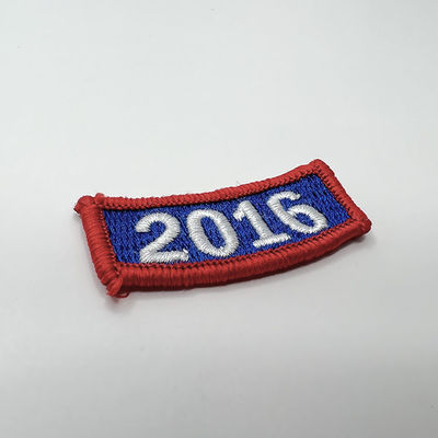 Il ricamo su ordinazione di numero di anno rattoppa il ferro del confine di Merrow sulle toppe del ricamo