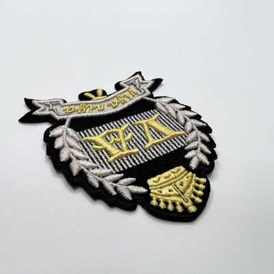 Ferro su ordinazione di logo 8 cm della bandiera nazionale sul tessuto di cotone della saia del poliestere della toppa del ricamo