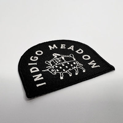 Shrinkproof Logo Embroidered Patches Clothing Iron su ordinazione sulle toppe del ricamo