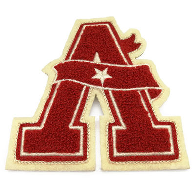 Ciniglia su ordinazione ricamata Logo Patch For Clothing delle toppe della ciniglia